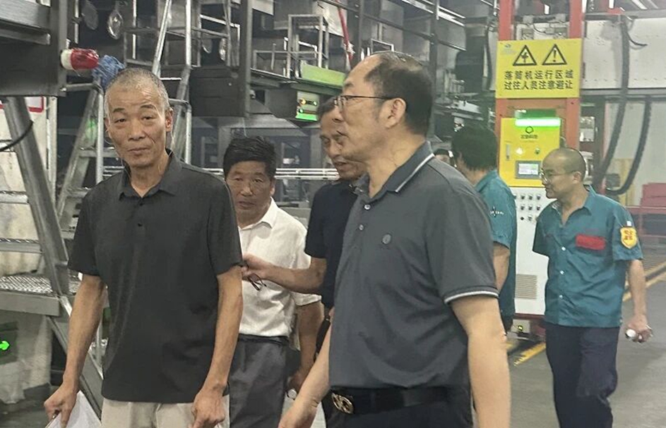 Changshu Polyestter faras sekurecajn inspektojn antaŭ Nacia Tago kaj Meza Aŭtuna Festivalo